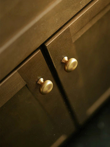 Vintage Chinese messing ronde knop met achterplaat voor kasten, laden, schoenenkasten en nachtkastjes. - Product Image 4