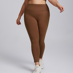 Nuevo Conjunto de Yoga Premium para Mujer, Talla Grande, Suave como la Mantequilla, Ajustado, de 2 Piezas con Bolsillos, Ropa Deportiva para Gimnasio, Ropa de Mujer Personalizada - Product Image 5