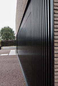 Rehaussez l'entrée <span class=keywords><strong>de</strong></span> votre villa : <span class=keywords><strong>porte</strong></span> <span class=keywords><strong>de</strong></span> <span class=keywords><strong>garage</strong></span> moderne en alliage d'aluminium, isolation thermique, étanche |   Côté électrique motorisé - Product Image 5