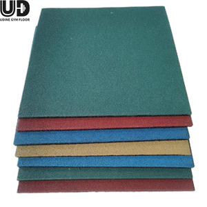 Pavimentazione in Gomma per Parchi Giochi Resistente a Prodotti Chimici e Oli, Facile da Pulire, Anti-Macchia e Anti-Schizzi - Product Image 3