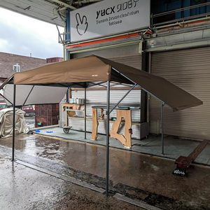 Tente d'événement résistante aux UV à une seule couche durable pour l'usage extérieur Gazebo pliant pour le marché de rue gastronomique de foire au fromage local - Product Image 1