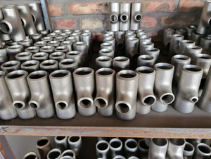 Raccord en T en acier inoxydable 304/316 à basse pression, norme DIN, résistant à la corrosion, sans soudure, égal pour les pipelines pétroliers et gaziers - Product Image 5