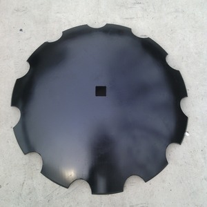 Lame de cultivateur robuste en acier au carbone de 710 mm pour herse à disques - Product Image 3