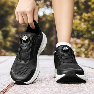 Chaussures pour hommes Factory-Shop Big Foot Wide Head Chaussures de course respirantes antidérapantes et résistantes aux chocs Chaussures de sport d'extérieur de grande taille - Product Image 3