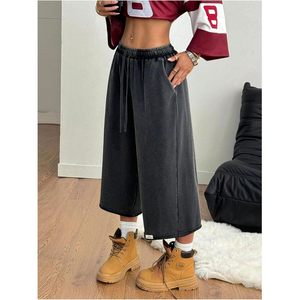 FOXA Women's Wide Leg Drawstring Waist Cropped Sweatpants With Pockets Breathable Cotton Terry Fabric Pants For Workout - Product Image 2