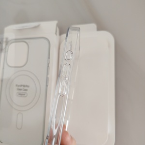 Coque de téléphone magnétique forte PC Transparent de haute qualité pour <span class=keywords><strong>iphone</strong></span> 16 15 14 13 Pro Max Anti jaunissement avec couverture IC pour <span class=keywords><strong>iPhone</strong></span> <span class=keywords><strong>12</strong></span> - Product Image 3