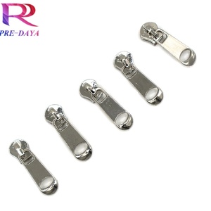 Glissière de <span class=keywords><strong>fermeture</strong></span> éclair en métal n°5, sans verrou, tête de <span class=keywords><strong>fermeture</strong></span> éclair en alliage de zinc, forte résistance à la torsion - Product Image 2