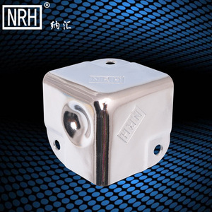 Protections d'angle en aluminium Nrh 40 mm pour valises d'aviation et boîtes cosmétiques avec option de personnalisation - Product Image 1