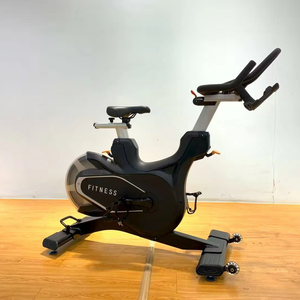 <span class=keywords><strong>Bicicleta</strong></span> de fitness aeróbica comercial <span class=keywords><strong>Bicicleta</strong></span> de <span class=keywords><strong>spinning</strong></span> magnética de fitness de alta calidad <span class=keywords><strong>con</strong></span> <span class=keywords><strong>pantalla</strong></span> grande - Product Image 2
