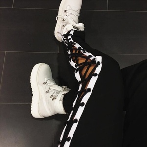 Pantalon de jogging décontracté et ample pour femmes, avec lacets latéraux, noir et blanc, avec chevilles élastiques - Product Image 5
