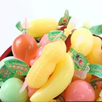 Gelée de fruits colorée en forme de dessin animé China Minicrush, délicieuse gelée de jus de fruits Tiktok, gelée fruitée à sucer en bouteille, vente en gros