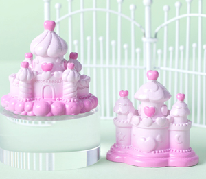 World <span class=keywords><strong>Village</strong></span> Mini casa juguetes de construcción para niños regalo de Navidad rosa púrpura Luna nube pastel forma resina Castillo miniatura dibujos animados - Product Image 5