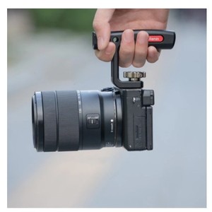 <span class=keywords><strong>Ulanzi</strong></span> <span class=keywords><strong>UURIG</strong></span> R071หูจับโลหะขนาดเล็กแบบพกพา,อุปกรณ์เสริมกล้อง SLR รองเท้าร้อนและเย็นอุปกรณ์เสริมสำหรับการถ่ายภาพ - Product Image 6