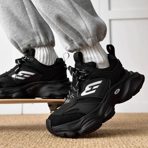 Sneakers de sport unisexes de luxe de haute qualité, style décontracté, chaussures à plateforme tendance et populaires - Product Image 2