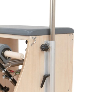 Chaise Wunda de Pilates professionnelle avec cadre en bois de hêtre, poignées réglables, pour l'équilibre corporel, la force, la flexibilité et la coordination. - Product Image 2