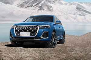 รถยนต์พลังงานไฟฟ้ารุ่นใหม่สำหรับ <span class=keywords><strong>Q7</strong></span> ปี 2025 รุ่น 55 TFSI ระบบไฮบริดอ่อน 48V รถ SUV ขนาดกลางถึงใหญ่ ระยะทางวิ่ง 401-500 กม. กำลังไฟ 250-300 กิโลวัตต์ - Product Image 2