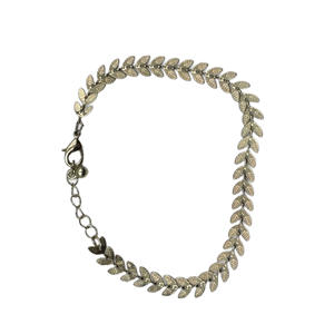 Pulsera de Cadena Ajustable con Diseño Floral, Chapada en Oro de 14K y Aleación de Zinc, Joyería para Mujer, Accesorio de Moda Simple y Versátil - Product Image 5