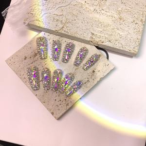 Uñas Postizas Acrílicas Reutilizables de Lujo con Diamantes, Diseño de Ataúd Largo, Hechas a Mano, 10 Piezas, Cuadradas - Product Image 3