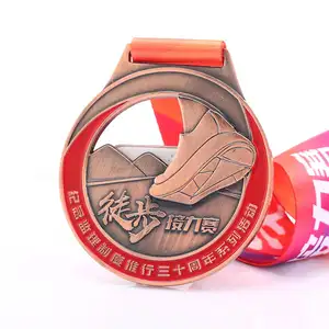 Custom Design 3D Art Metal Medal Hiking Marathon Running Creative Medals Custom Hiking Relay Race Award