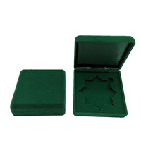 En stock, boîte en velours portable faite à la main avec impression en relief pour badges à revers