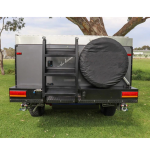 Roulotte da campeggio attrezzata con cucina, fornello <span class=keywords><strong>a</strong></span> <span class=keywords><strong>gas</strong></span> e sistema di serbatoi d'acqua per cucinare all'aperto - Product Image 4