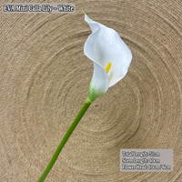 En stock – Nouvelle fleur artificielle HGA Calla Lily blanche sur tige, idéale pour centre de table de mariage, arrangement floral événementiel, OEM