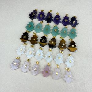 Cadeaux de Noël tendance : Pendentif en cristal de quartz naturel sculpté en forme de sapin avec breloque œil pour cadeau de fêtes - Product Image 3