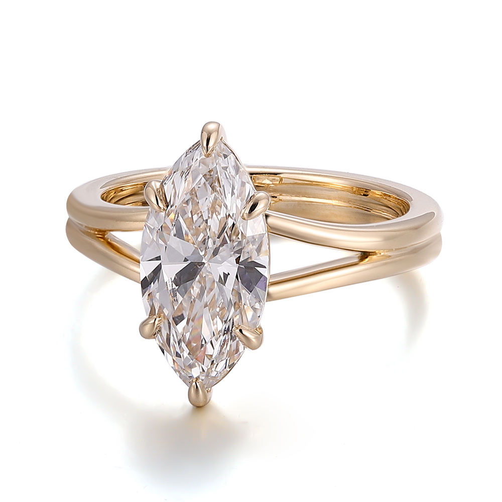 แหวนทอง 10K ประดับเพชรสังเคราะห์