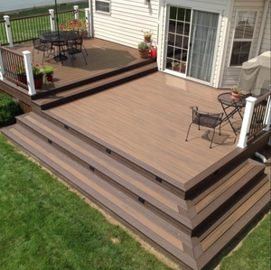 Tarima de Madera Compuesta WPC para Exteriores, Resistente al Agua, con Acabado Cepillado - Product Image 2