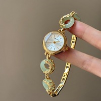 Montre quartz femme rétro orientale, chaîne dorée décorée breloque bague jade, montre milieu de siècle