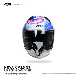El casco de media cara JPX Nova X V2 Motif N3 con doble visera combina un diseño elegante y motivos audaces para un estilo y protección inigualables. - Product Image 2