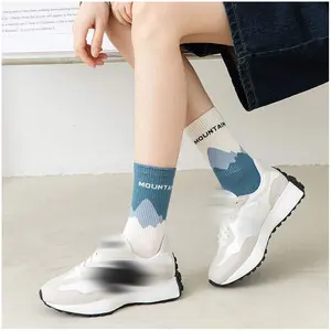 Vớ thể thao meias socken koreanisch nhãn hiệu riêng màu đen dễ thương mắt cá chân giải phóng mặt bằng bán buôn mùa hè Fluffy sọc mô hình chục vớ