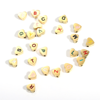 Perles initiales en émail coloré en forme de cœur |   Perles de lettres en acier inoxydable plaqué or 18K PVD pour la fabrication de bijoux