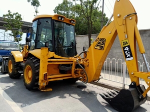 Retroexcavadora diésel de rueda JCB 4CX de alto rendimiento, fuerte capacidad de trabajo, precio competitivo, venta, cojinete de Motor de importación - Product Image 3