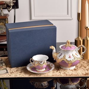 Ensemble de cafetière et tasses et soucoupes de luxe de style européen pour usage domestique - Product Image 4