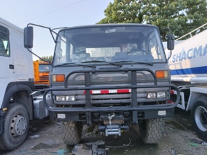 Véhicule de camion de DONG-FENG de 1-20T à traction intégrale pour le transport en ville Véhicule de ramassage de camion de cargaison à usage moyen - Product Image 2