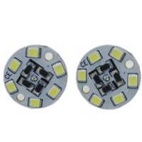 Proveedor Chino de Luces LED Blancas de 22mm E10 para Entretenimiento, Bombilla Cabochon de 24V con Clasificación IP44 y 2 Años de Garantía