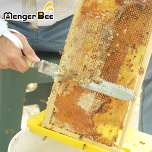 Cheap New Manual Beekeeping Tools Z-Shape Stainless Steel Solid Wood Serrated Blade Beehive Uncapping Knife for Harvesting <b>Honey</b> - Product Image 2