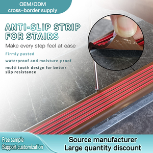Peldaños de escalera de piso de goma y PVC antideslizantes en forma de L <span class=keywords><strong>Protector</strong></span> de borde y escalón de vinilo antideslizante para escaleras - Product Image 2