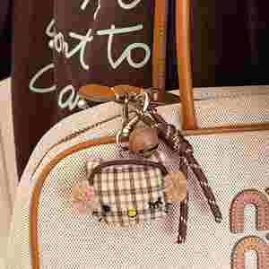 Llavero de Peluche Suave Estilo Japonés Retro, Colgante Vintage, Duradero, Ecológico, Versátil, para Mochila de Niñas, a la Moda - Product Image 4