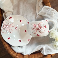 Joli ensemble tasse et soucoupe à café en céramique faite à la main, design chic avec motif nœud en relief, cadeaux pour elle, tasses à thé de l'après-midi en porcelaine