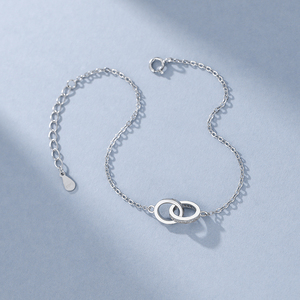 Pulseras minimalistas de doble anillo, pulseras circulares entrelazadas de circonita de Plata de Ley 925 para niñas - Product Image 3