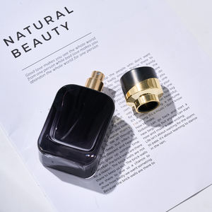 Vente directe Nouvelle bouteille <span class=keywords><strong>de</strong></span> <span class=keywords><strong>parfum</strong></span> <span class=keywords><strong>de</strong></span> luxe vide carrée fantaisie en ambre 50 ml avec col serti, logo personnalisé et boîte sur mesure - Product Image 4