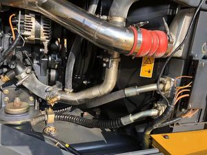 LiuGong bekas 856H Wheel Loader | Jam rendah | Pipa minum hydraululis + suku cadang gratis | Pas pertanian pemuatan gandum - Product Image 5