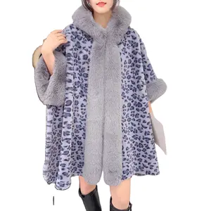 Damen Leopard bedruckter Poncho Mantel Winter Fledermausärmel Ärmel langes Kunstfellkragen lockeres Umhang dicker Samt warmer Streetwear Hut Mantel