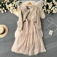 Bettergirl automne et hiver femmes ensembles petit parfum Style dames court Cardigan manteau + licou maille robe deux pièces ensemble