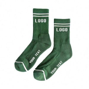 Chaussettes de sport à logo personnalisé, chaussettes de compression unisexes, chaussettes de sport à cheville haute, chaussettes de sport à séchage rapide - Product Image 1