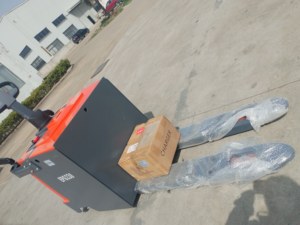 Transpaleta eléctrica de alta calidad, flexible, capacidad de 3T, transpaleta eléctrica completa, ruedas de PU con pádel y brazo protector - Product Image 5