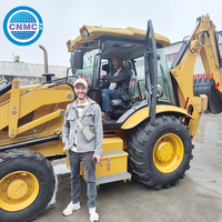 Backhoe Loader Multifungsi dengan Kontrol Hidrolik untuk Pertanian & Konstruksi