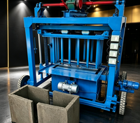 Machine professionnelle automatique de fabrication de briques en béton pour blocs de ciment, pavés, briques autobloquantes et projets de construction